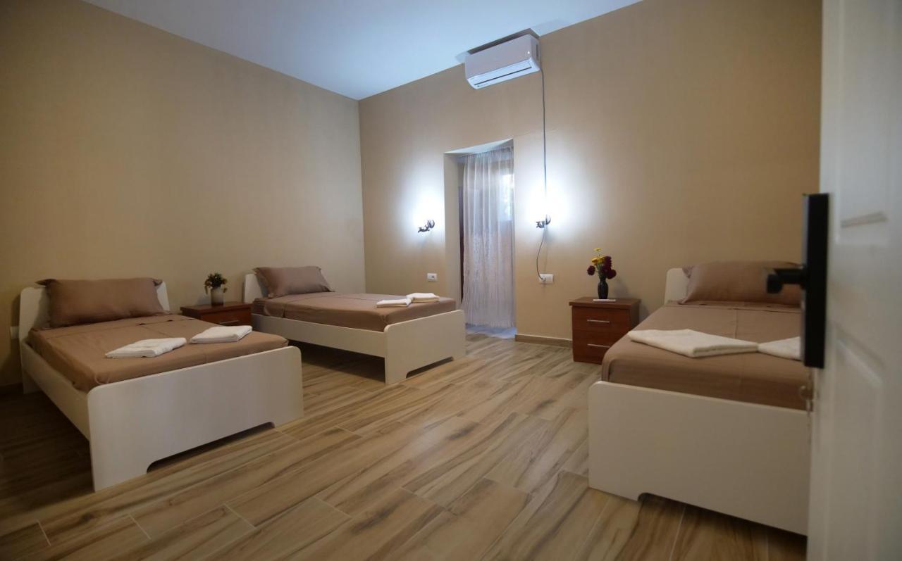 Hanna & Solei Hotel Берат Экстерьер фото