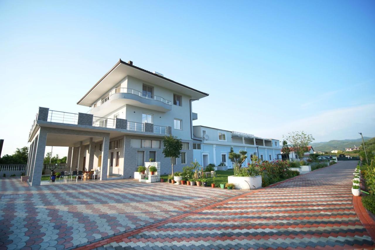 Hanna & Solei Hotel Берат Экстерьер фото