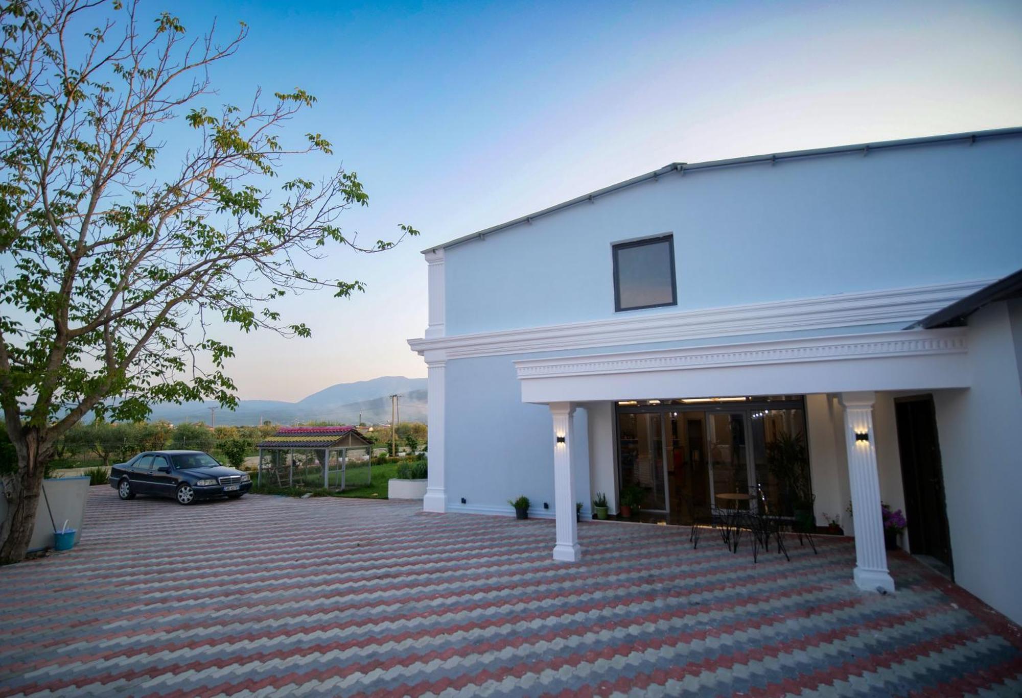 Hanna & Solei Hotel Берат Экстерьер фото
